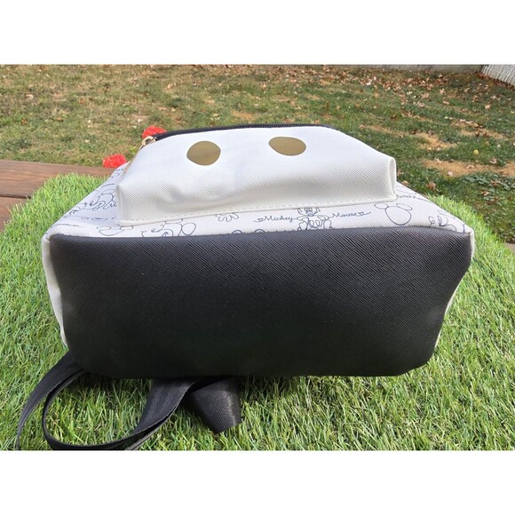 Bioworld Disney Women's Black & White Mickey Mouse Mini Backpack  W/3D Ears-NWT - Picture 13 of 14